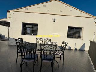 Chalet à Centro. Excelente oportunidad en chiva