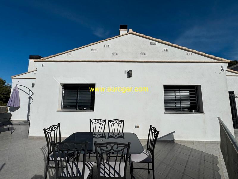 Foto cea90415-e4f3-48c6-9412-00d41e25e3c3. Chalet avec parking piscine dans Centro Chiva