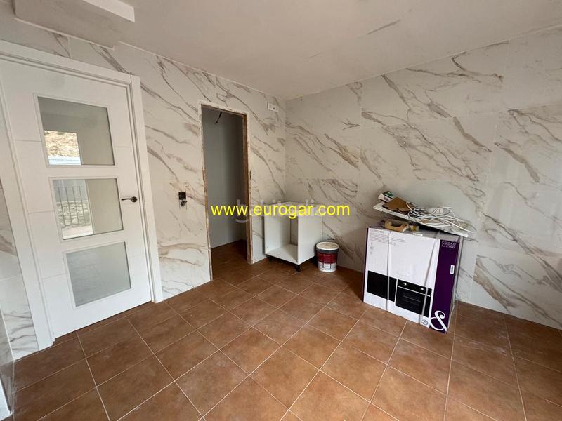 Foto 1ce1d198-99ea-4e64-9d24-cf551204ddd0. Chalet avec parking dans Centro Chiva