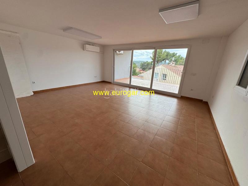 Foto 35ec8b5f-a6b0-42c4-b1c9-e1c4731b80f4. Chalet avec parking dans Centro Chiva