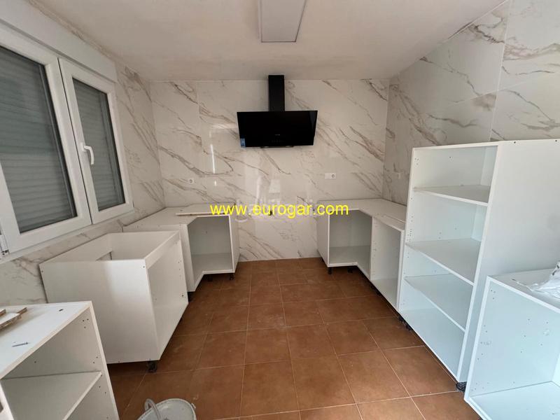 Foto 57543c4e-77e9-4f55-99e3-bc518d0029a5. Chalet avec parking dans Centro Chiva