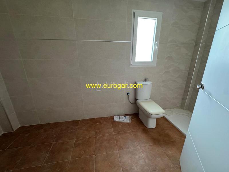 Foto 86394c06-0265-46b2-a9cd-45a71c42ac96. Chalet avec parking dans Centro Chiva