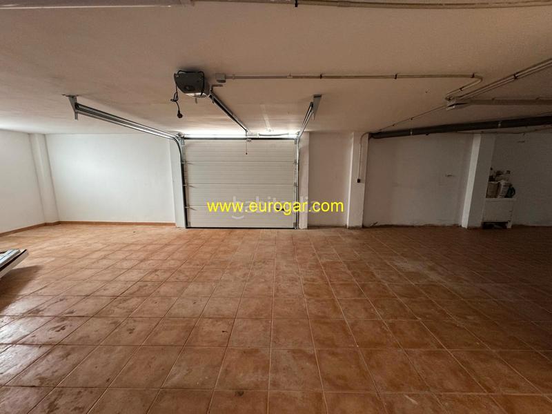 Foto 9a975d24-ff05-44b4-9850-1e8ce16b2e7f. Chalet avec parking dans Centro Chiva