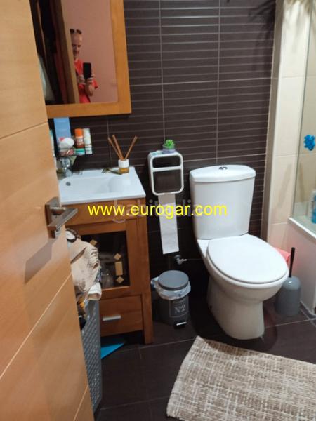 Foto c796148d-204a-4563-8ab5-6de3b7b70b13. Pis a Centro Chiva