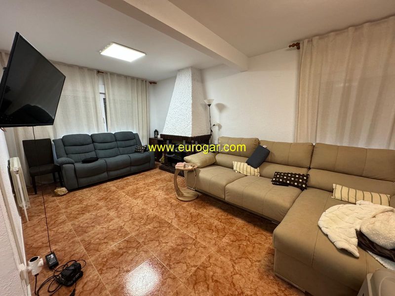 Foto a8eb1b20-7f2d-4803-80ba-6376b4cbb2a1. Xalet amb aparcament piscina a Siete Aguas