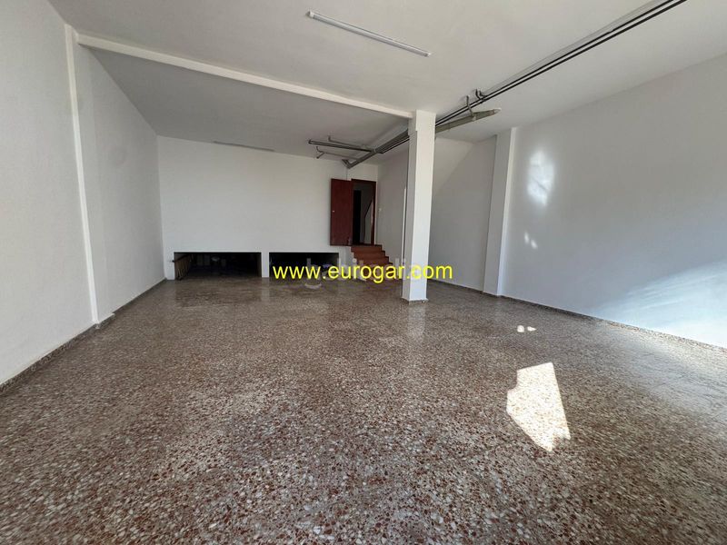 Foto 83cdf2ba-d5b7-4a1a-b225-11348b6b8b96. Rent house with parking in Centro Chiva