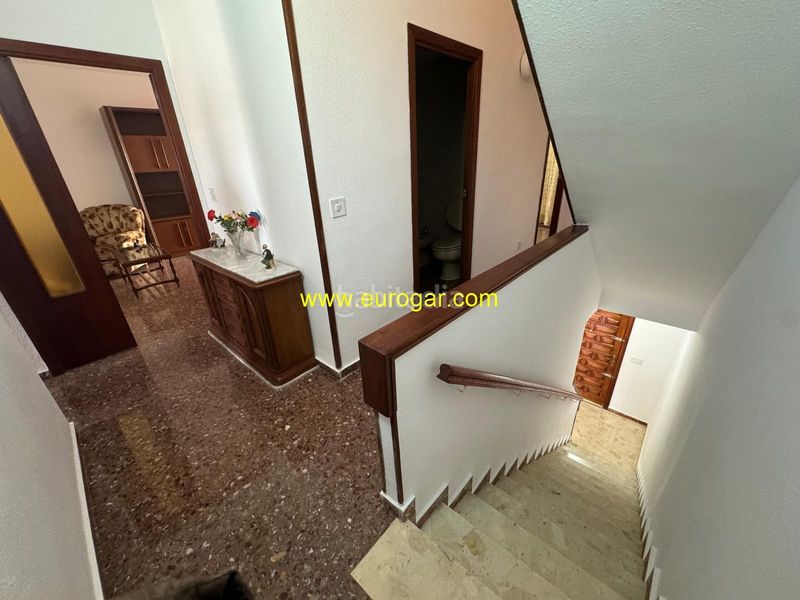 Foto b340a1a4-fbf8-4f90-9391-4ac295984854. Rent house with parking in Centro Chiva