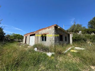 Finca rústica en Los Felipes-Corral de Carmelo