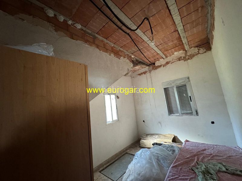 Foto 4bbc5f93-e199-4e94-b1f3-619cda573a8f. Masia a Centro Chiva