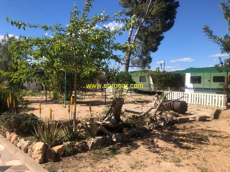 Foto 4774b03f-ed4e-4689-9d99-dbf23a9d8140. Xalet amb xemeneia aparcament piscina a Las Pedrizas Chiva