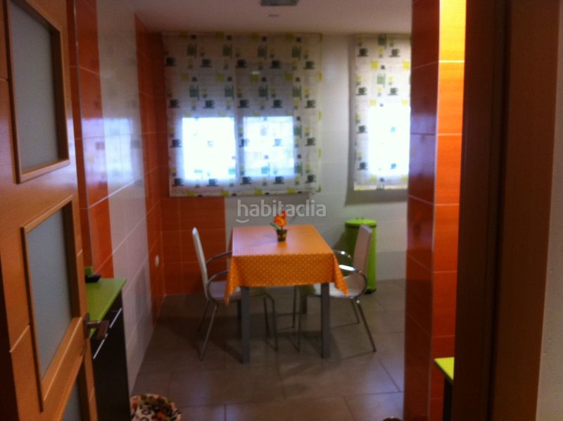 Foto a1ab79f7-d331-4685-8aaa-0abfce83eb62. Dúplex precioso dúplex en Centro Chiva