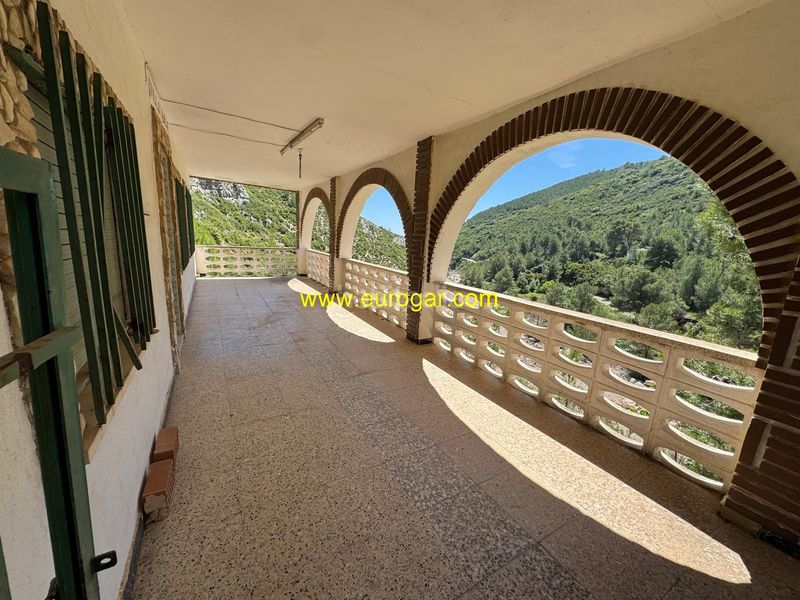 Foto f7f4bbb0-7d28-44a5-923a-840b786467fe. Casale in Centro Chiva
