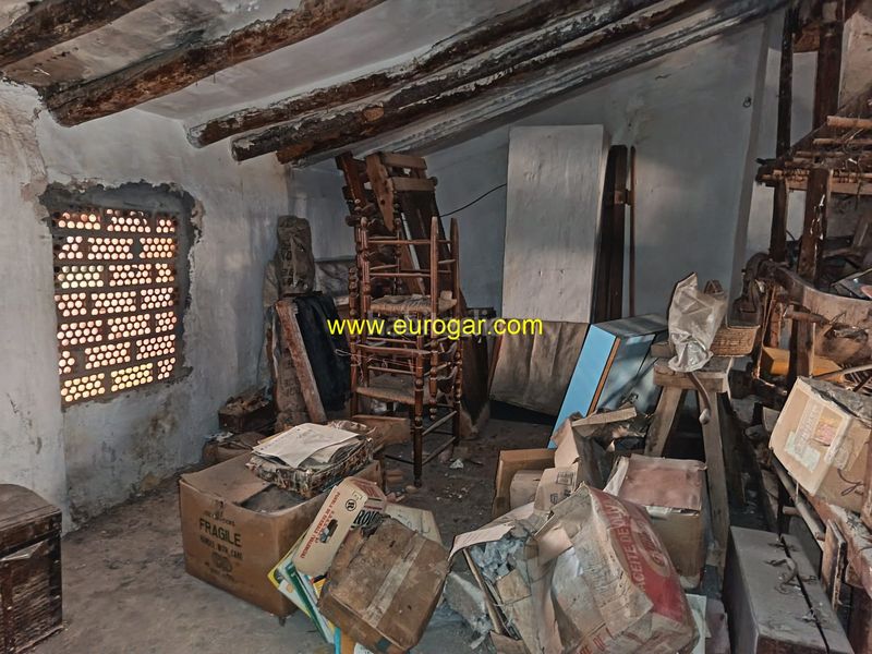 Foto a565d855-3110-4a39-ac44-b3f6e4b568f1. Casa a Buñol
