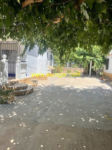 Foto 4111a9b1-dde0-48c3-a853-82bd93609b2c. Xalet amb aparcament piscina a Godelleta