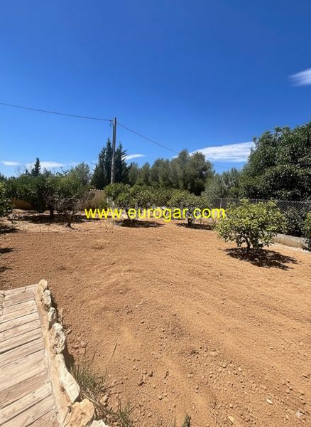 Foto 48082f33-d2ed-436b-b9aa-bfa6d41925c8. Xalet amb aparcament piscina a Godelleta