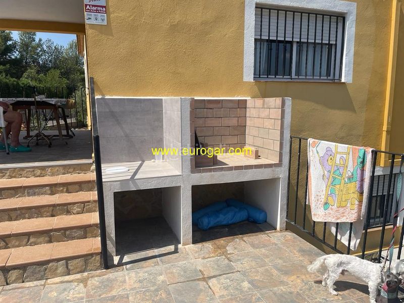 Foto 8794f846-96b2-460d-9785-c66b142f1d23. Xalet amb aparcament piscina a Centro Chiva