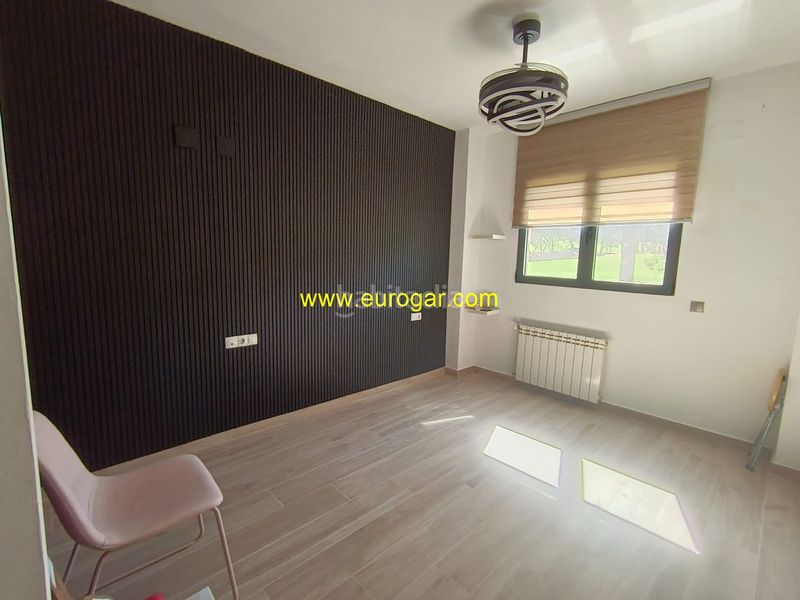 Foto eed96138-321d-4471-87bc-947beda305d3. Apartament amb calefacció aparcament piscina a Centro Chiva