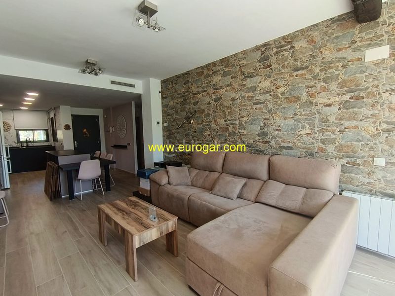 Foto fd29ff29-7da3-482b-9fd6-f8b39367c7fc. Apartament amb calefacció aparcament piscina a Centro Chiva