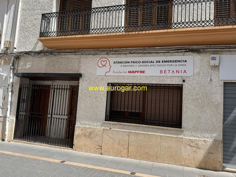Foto f93bdf27-e226-41a7-ad23-c7d1c7342305. Local commercial dans Centro Chiva