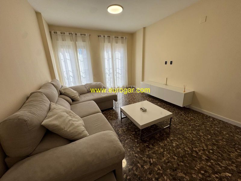 Foto cdf6a2ad-aabe-4606-8755-2648f280f409. Pis a Cheste