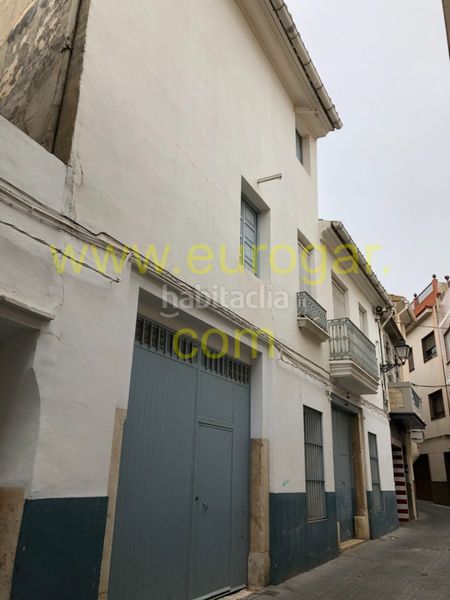 Foto 98ff4d0e-c911-42a5-afa5-21a17e5ef744. Casa a Centro Chiva