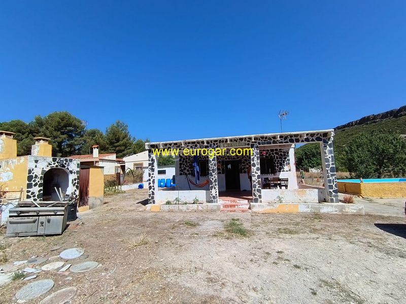 Foto b470fb38-58c2-473d-b209-c6550c5e1549. Masia amb piscina a Centro Chiva
