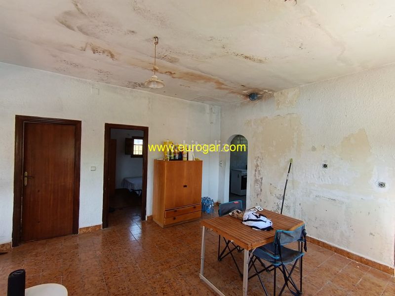 Foto db1df232-f0df-4540-a251-9dbe5e5cd3f7. Masia amb piscina a Centro Chiva