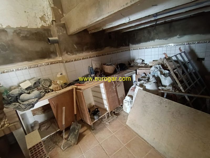 Foto 61ba77a7-575f-48b2-90c6-5d4a6d5b220b. Casa preciosa casa en Centro Chiva