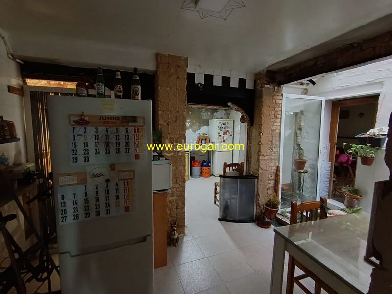 Foto 10f8e49a-ccdd-4d3c-82de-f07e51294fe8. Casa a Centro Chiva