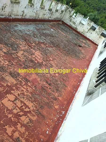 Foto c3610cab-13b7-44a5-b044-bbcf8ae277e5. Masia amb xemeneia a Centro Chiva