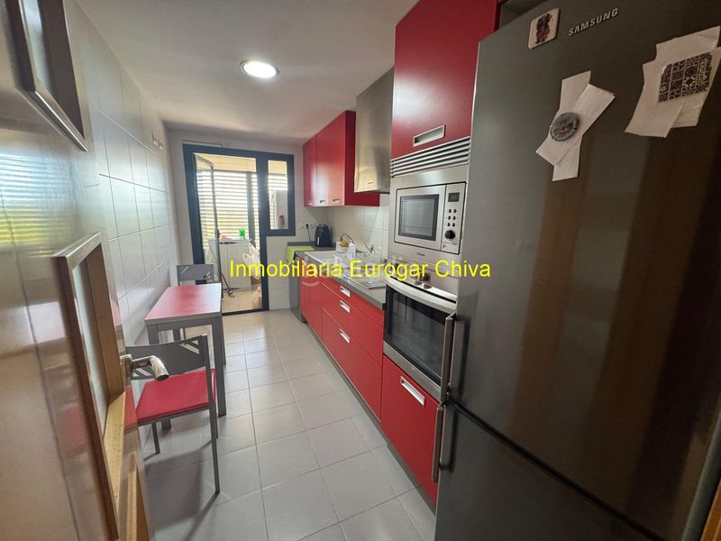 Foto 18d4bdaf-f629-4d78-83d1-b4bb08e9eabf. Location appartement avec parking dans Cheste