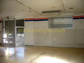 Local Comercial a Centro. Local comercial de 185m2 en venta o alquiler en chiva 46370