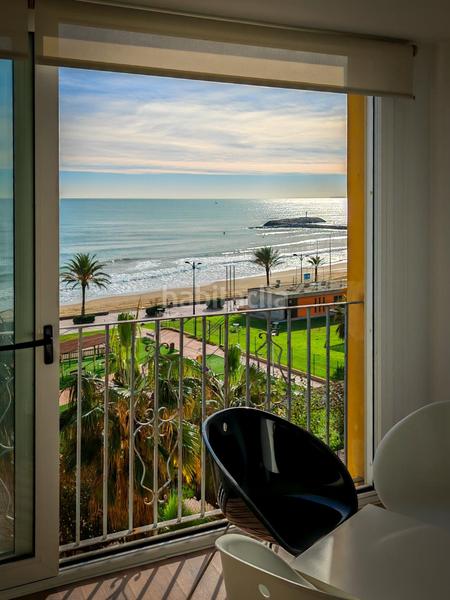 Foto 2e760f5d-7003-4c95-aefd-819664e92411. Apartamento primera linea de playa en Port Saplaya Alboraya