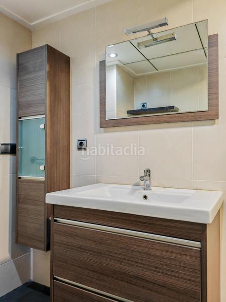 Foto 7b7a25aa-4735-401c-b790-1e2caacaa968. Apartamento primera linea de playa en Port Saplaya Alboraya