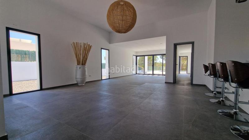 Foto 9397b9ad-bfa7-4b25-ac7f-ebfd89a32204. Chalet mit heizung parking pool in El Tossal-Bello Horizonte Nucia (la)
