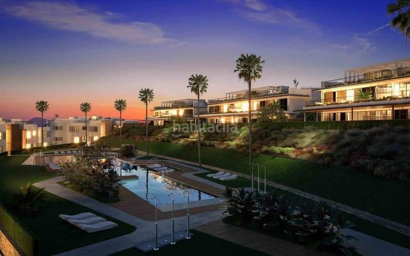 Foto c9e48f9d-48f4-45e2-bbcb-e5db73305b54. Apartment with parking pool in bahía de Marbella Marbella