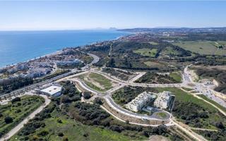 Ático en Estepona Golf. Vida moderna y eficiente en estepona