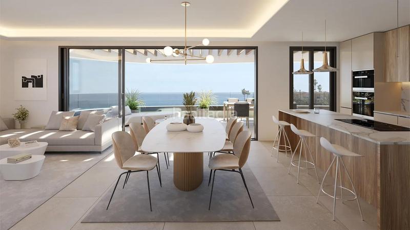 Foto 9f5ae9fb-a40b-4ed1-8843-ea894b265dd1. Chalet with parking pool in El Faro de Calaburra - Chaparral Mijas