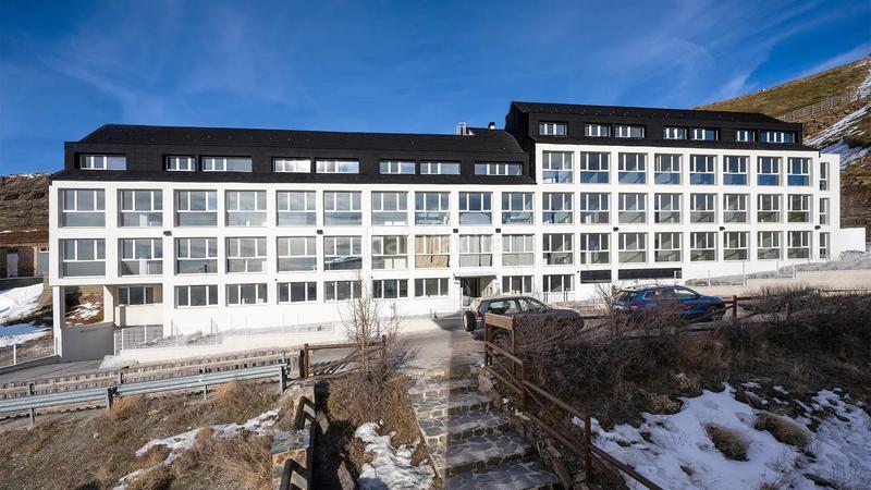 Foto 940f7b3b-e25c-4e78-ac4c-7a56872d7222. Apartament amb aparcament a Zona alta Sierra Nevada