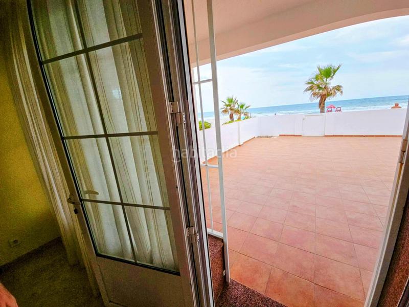 Foto 2dc0c930-29e0-4b76-ab12-2f7c0973f3ba. Alquiler chalet  en primera línea de playa con vistas únicas al mediterráneo en Miramar