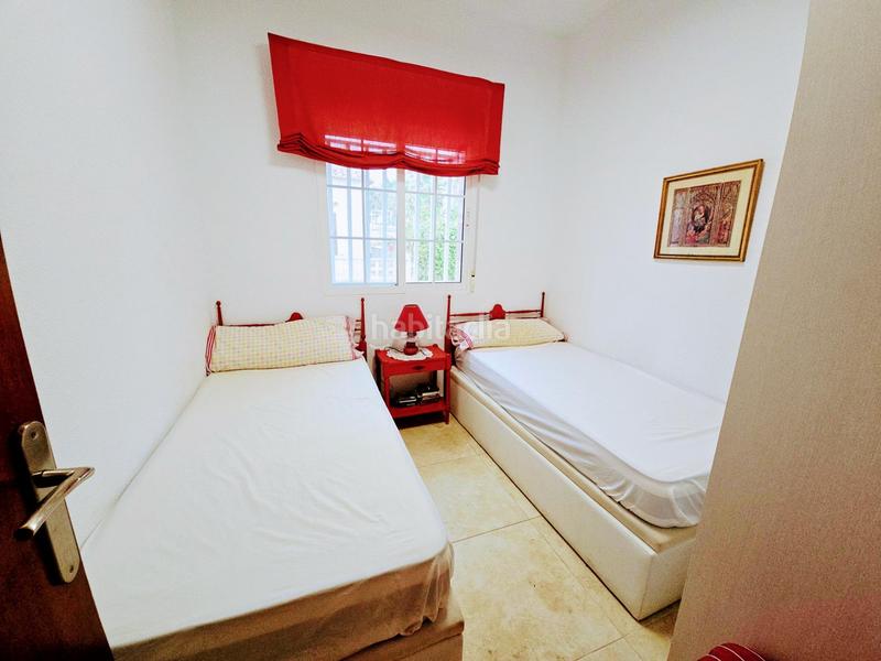 Foto 791e3df3-a186-48e7-b911-b0c387cadeb6. Alquiler chalet  en primera línea de playa con vistas únicas al mediterráneo en Miramar