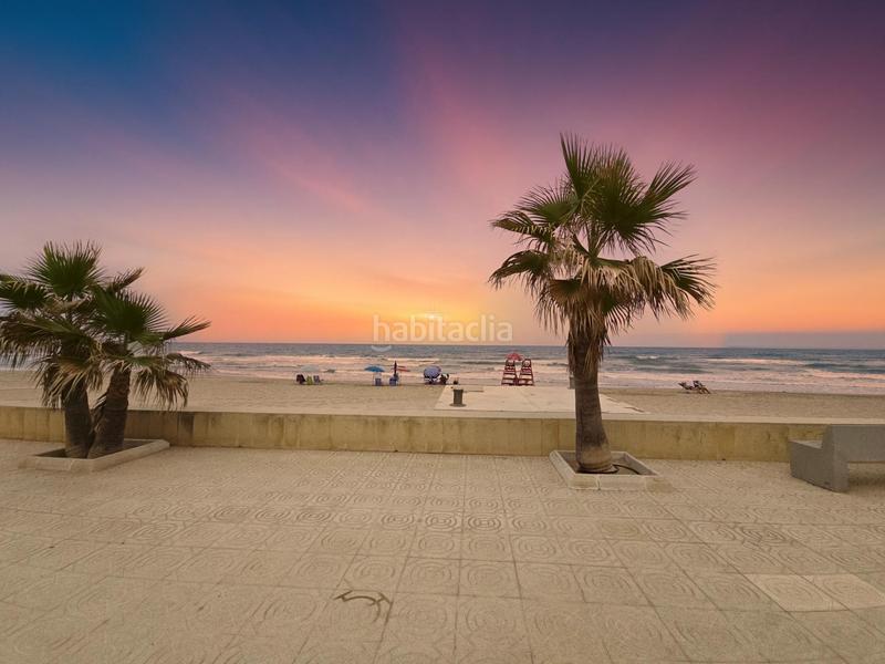Foto 884cefa3-6546-4ed2-84a2-d39083770d61. Alquiler chalet  en primera línea de playa con vistas únicas al mediterráneo en Miramar