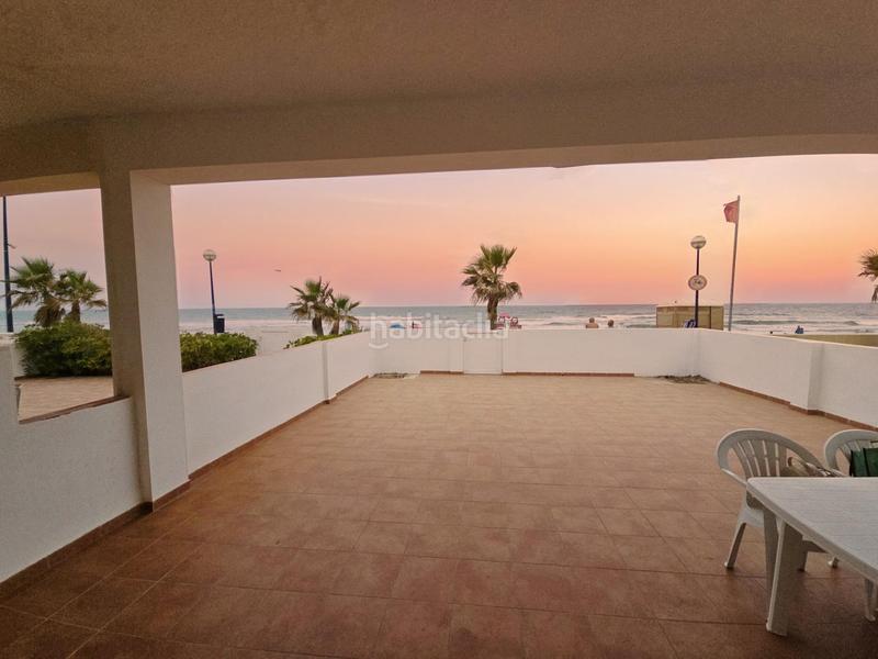 Foto 931171d6-f093-4eb9-a6cb-884e1bdd3d36. Alquiler chalet  en primera línea de playa con vistas únicas al mediterráneo en Miramar