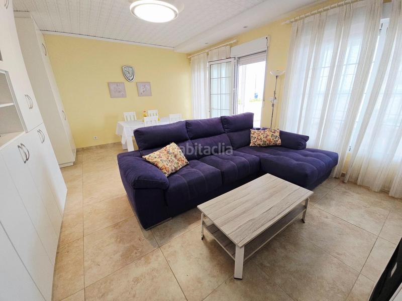 Foto 9e93a953-a189-47bf-b836-827970f96f84. Alquiler chalet  en primera línea de playa con vistas únicas al mediterráneo en Miramar