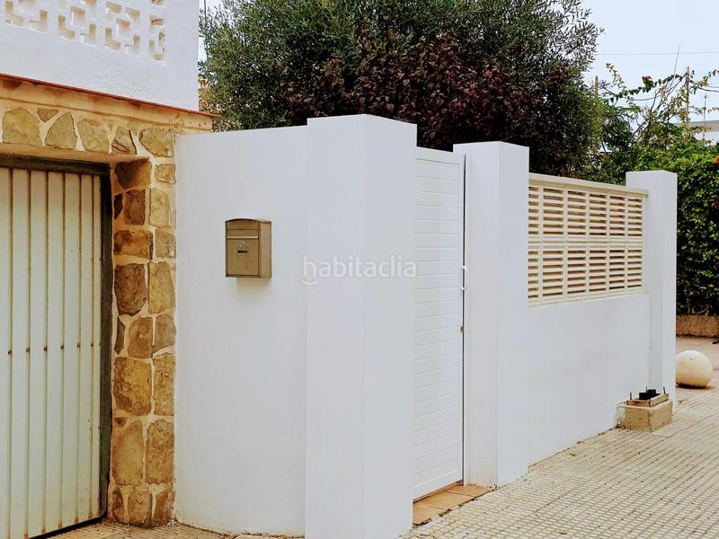 Foto c1cc90af-ab76-4bec-8505-c043e000df88. Alquiler chalet  en primera línea de playa con vistas únicas al mediterráneo en Miramar