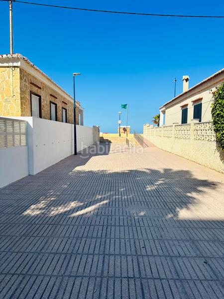 Foto eb0cf8f9-ce52-4c92-818d-e7deabcf6d94. Alquiler chalet  en primera línea de playa con vistas únicas al mediterráneo en Miramar