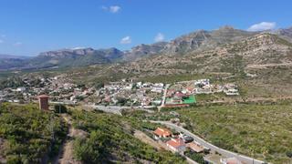 Terreno residencial  Urbanizacion las cumbres. Solar urbano en urb. las cumbres marxuquera  vistas espectacular