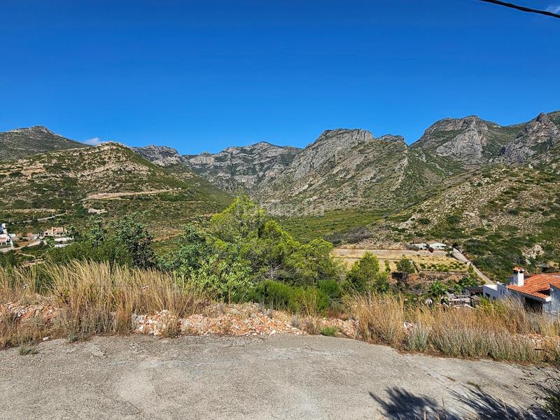 Foto 21516c30-8c4d-4cec-949e-af3a69d0fc4e. Terreny residencial a Plaza Elíptica - República Argentina Gandia