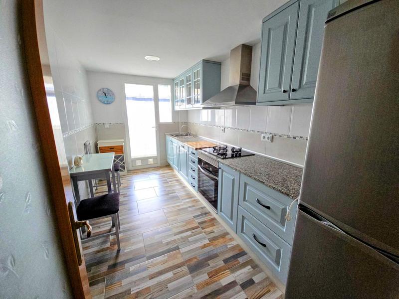Foto 1ea23afc-b4f5-43ce-b45d-902b417a1dee. Location appartement avec chauffage parking dans Beniopa - Sant Pere Gandia
