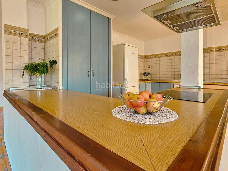 Foto 79f3e5c1-4a1d-418c-b989-f1b5ac4d0e22. Chalet with heating pool in Urbanizaciones Gandia